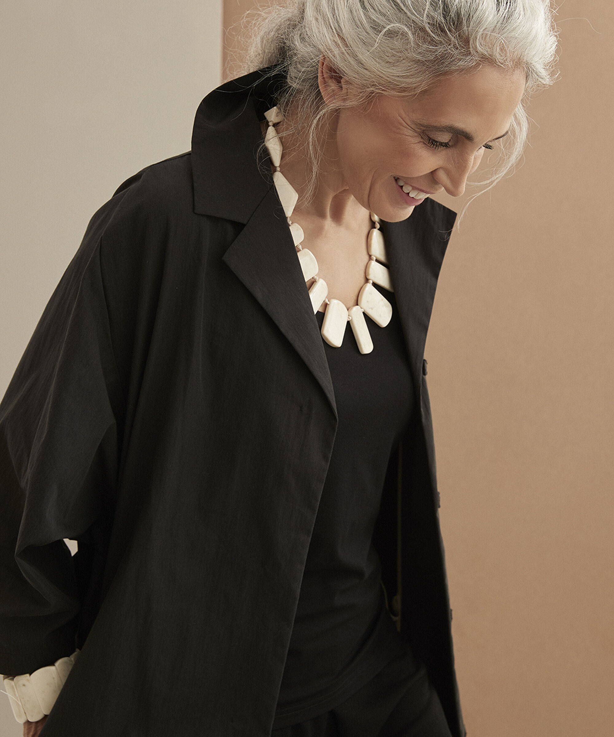 TAMARA FRAKKE, Black