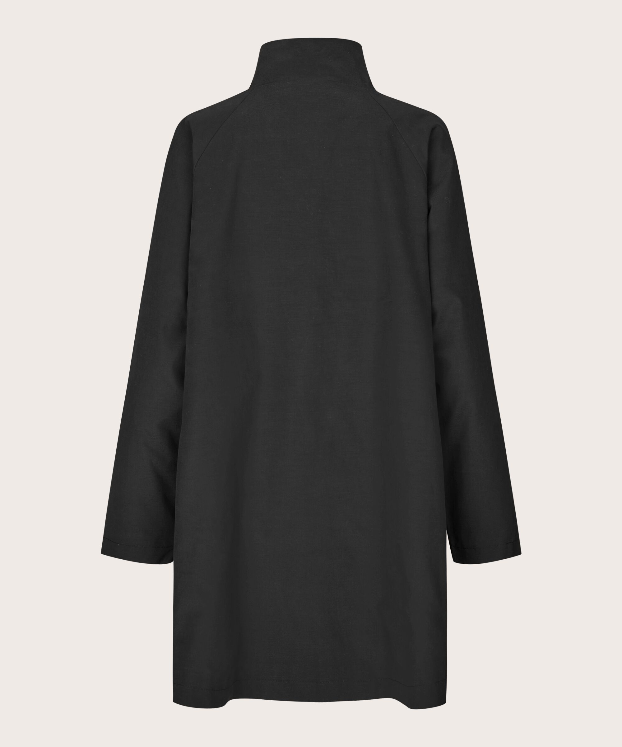 Teresa Frakke, Black