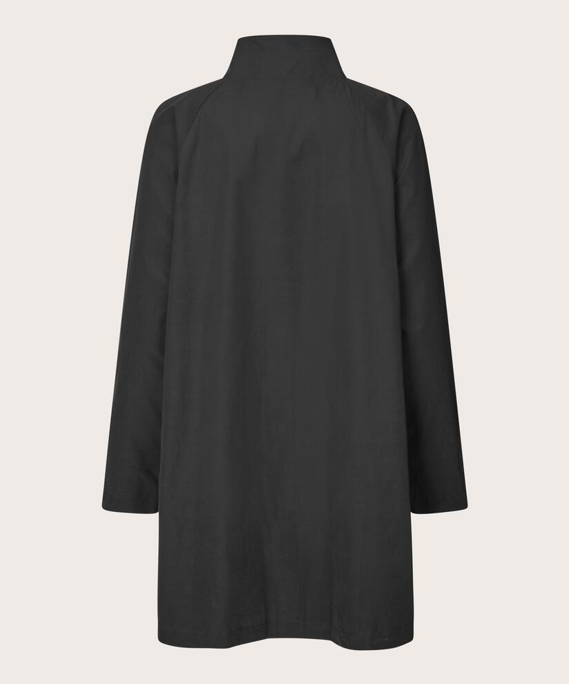 Teresa Frakke, Black