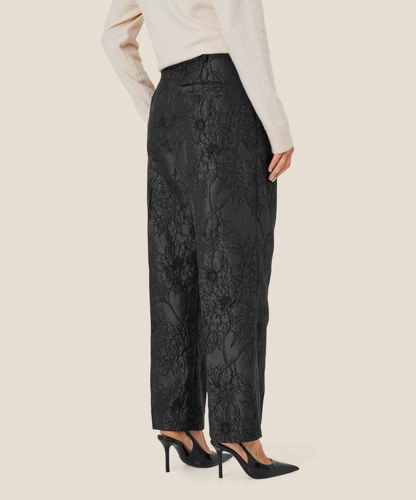 Perlias Bukser, Black