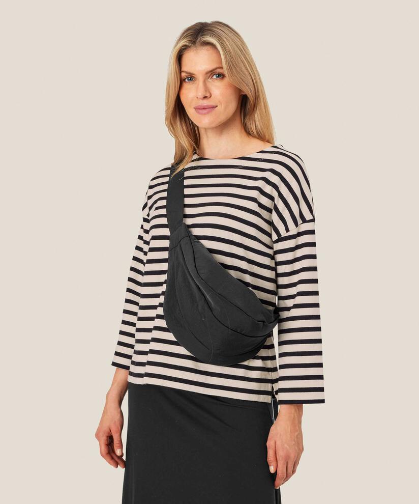 Ralli Taske, Black
