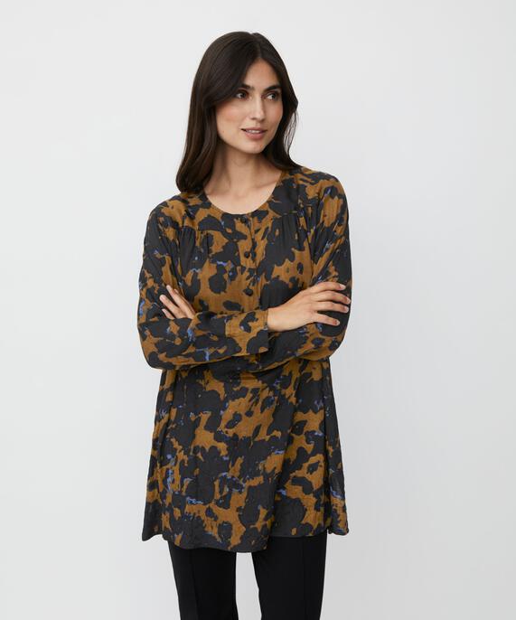 Gigise tunika, Breen