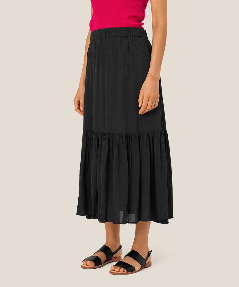 Signe Nederdel, Black