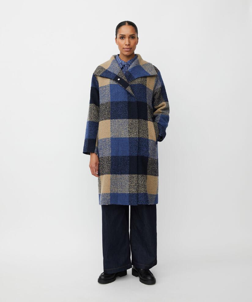 Tasoula Frakke, Navy Blazer
