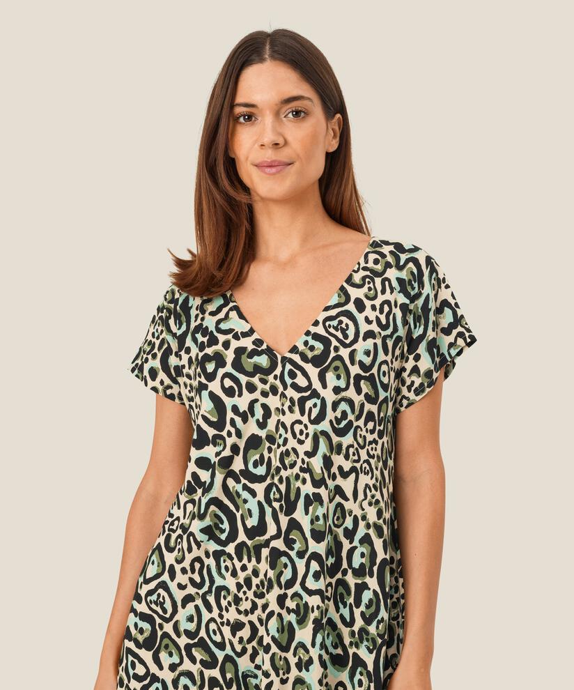 Nebili Kjole, D. Lichen Green