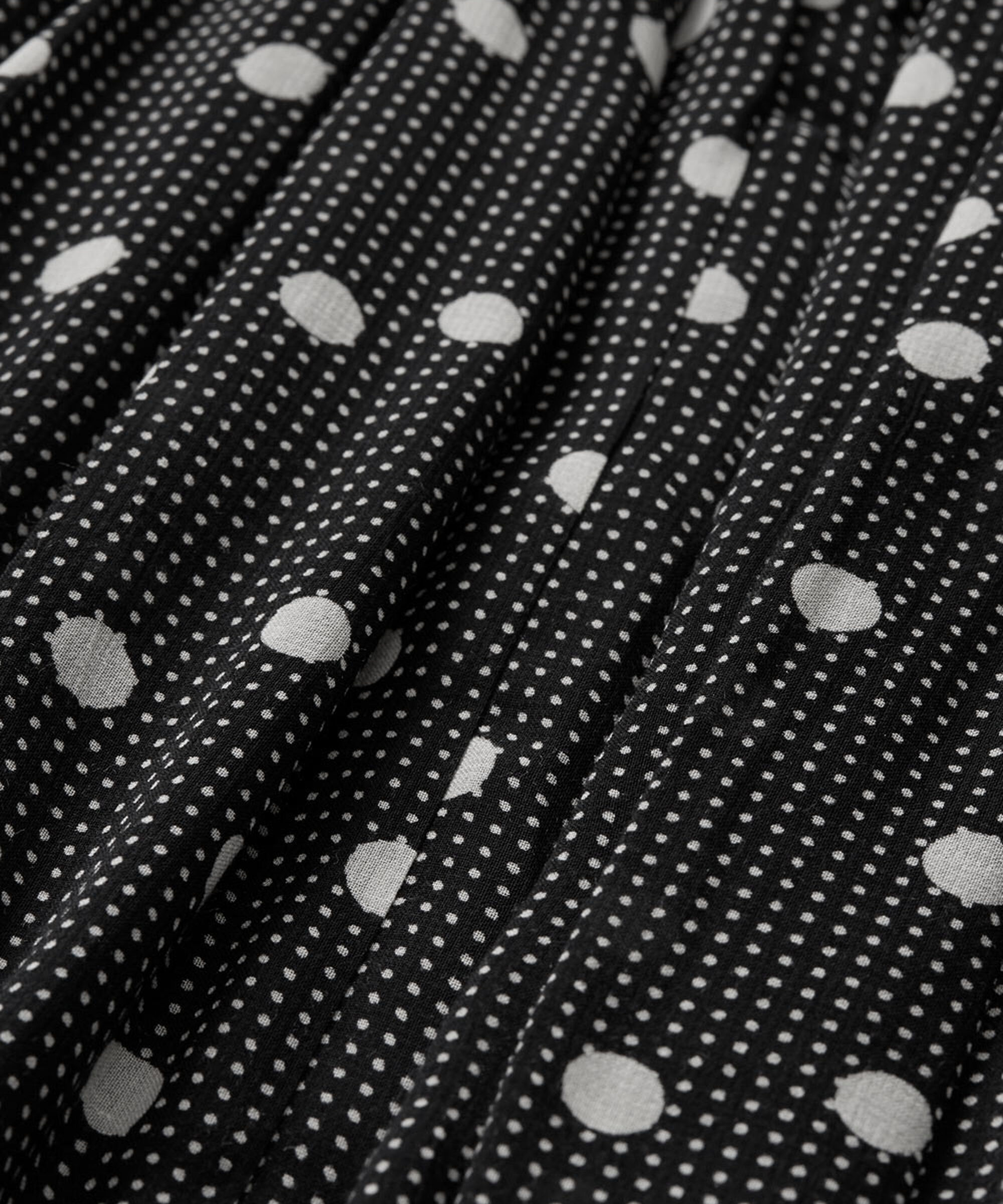 SANDINA NEDERDEL, Black