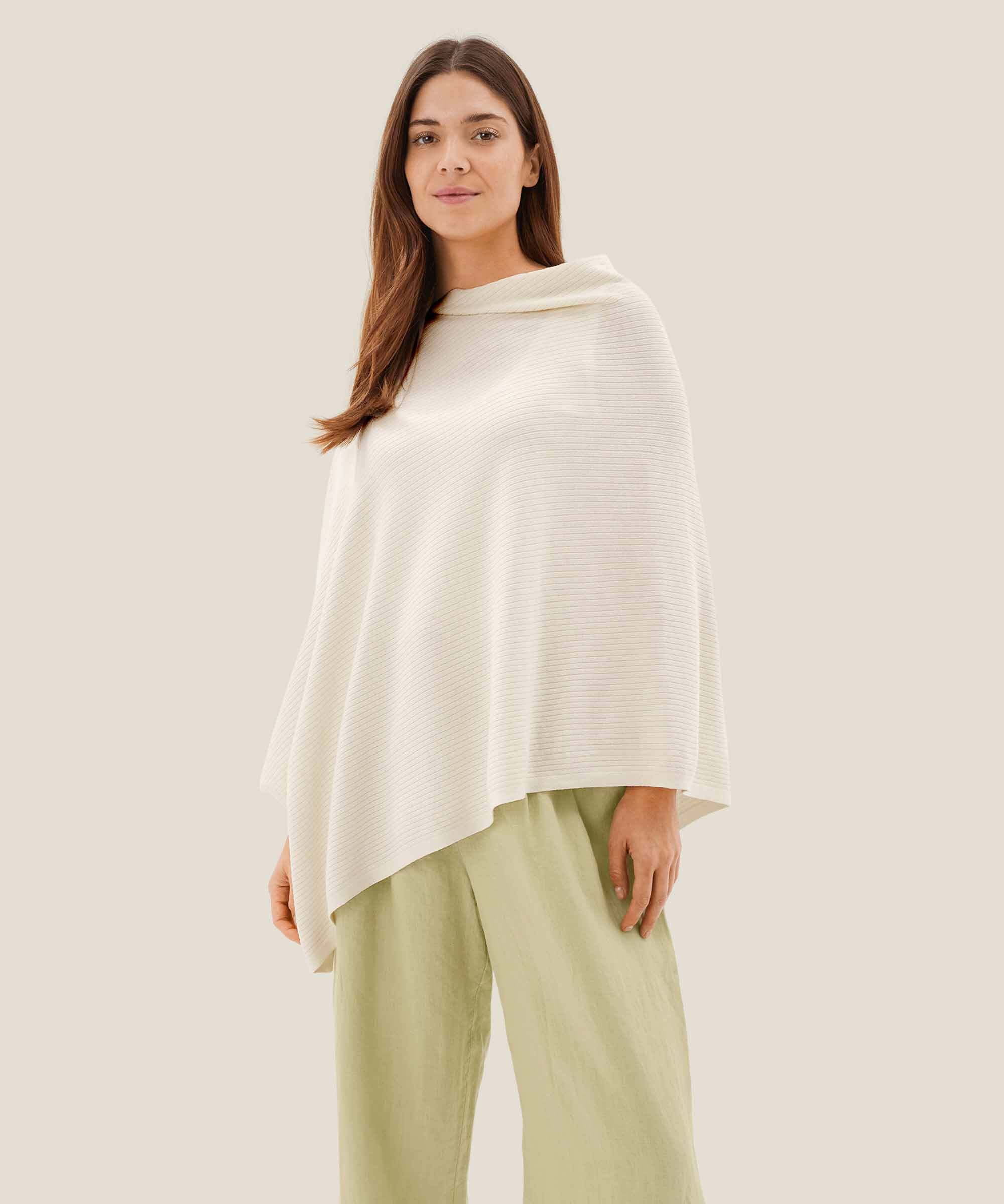Farassia Poncho, Jet Stream