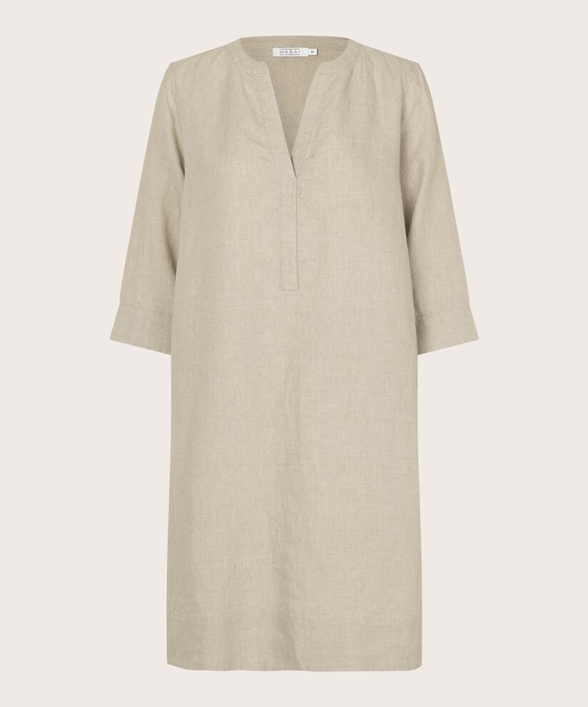 Nokolo Kjole, Natural