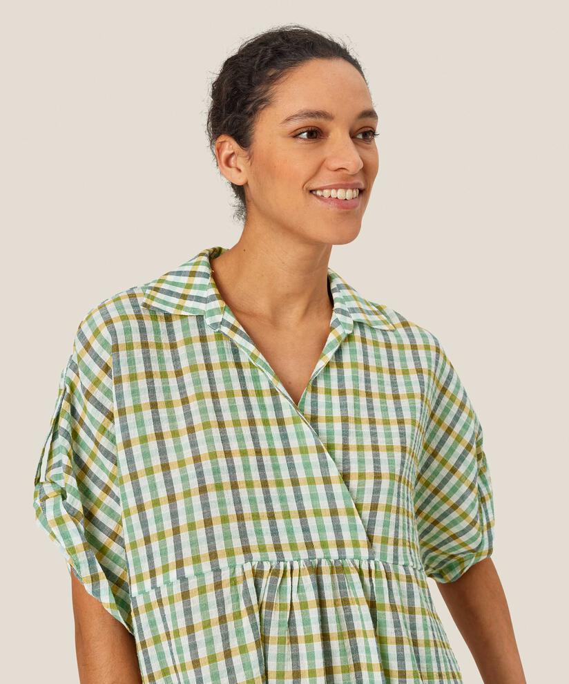 Daxton Top, D. Grass Green
