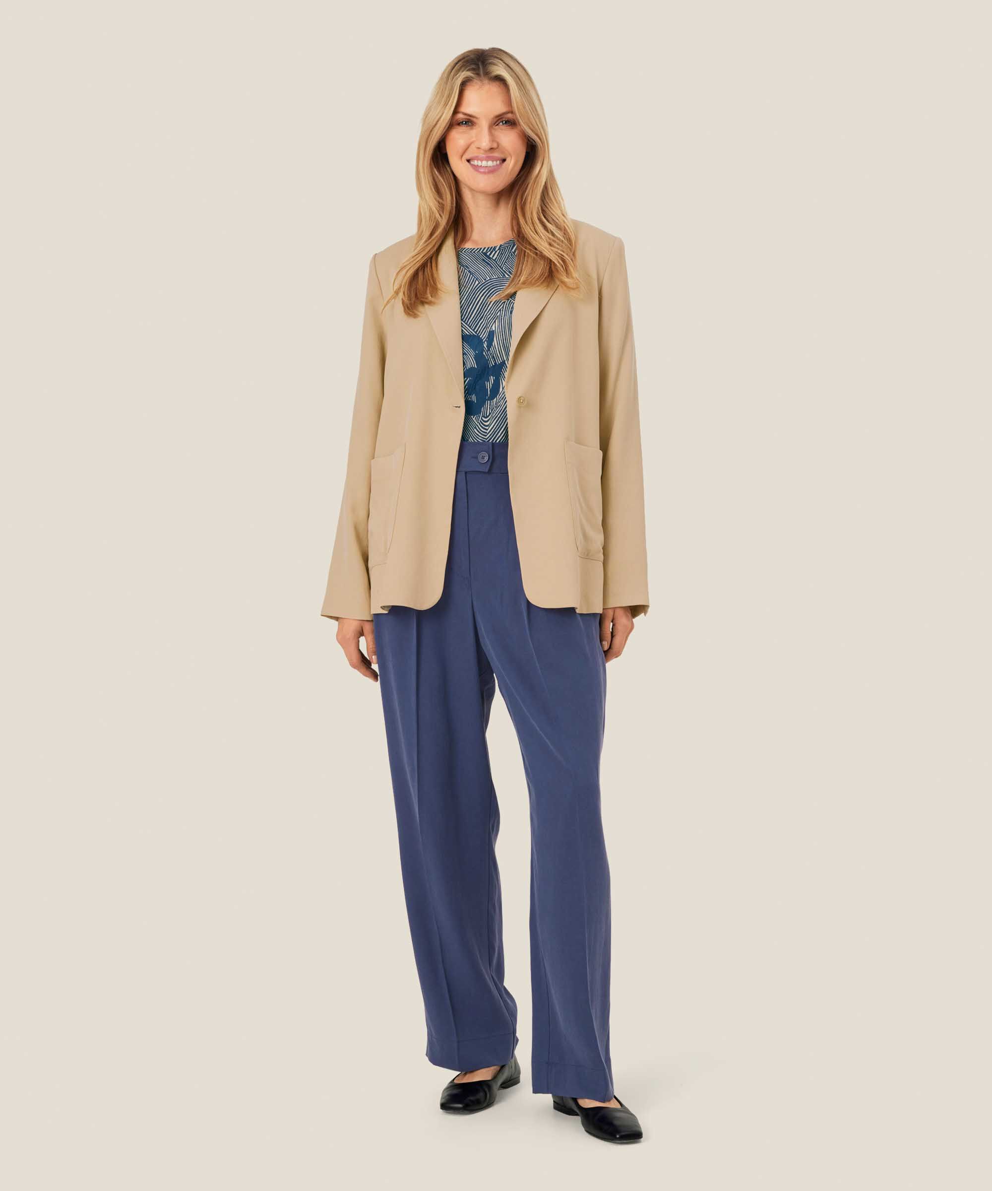 Perli Bukser, Sargasso Sea