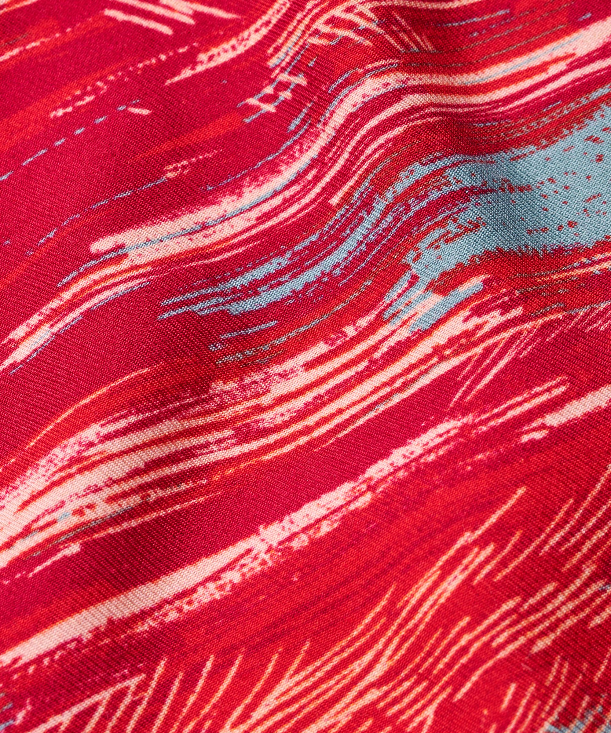 Olivian Kjole, Persian Red