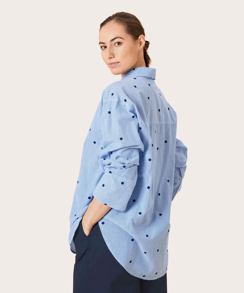 Gila Tunika, Quiet Harbor