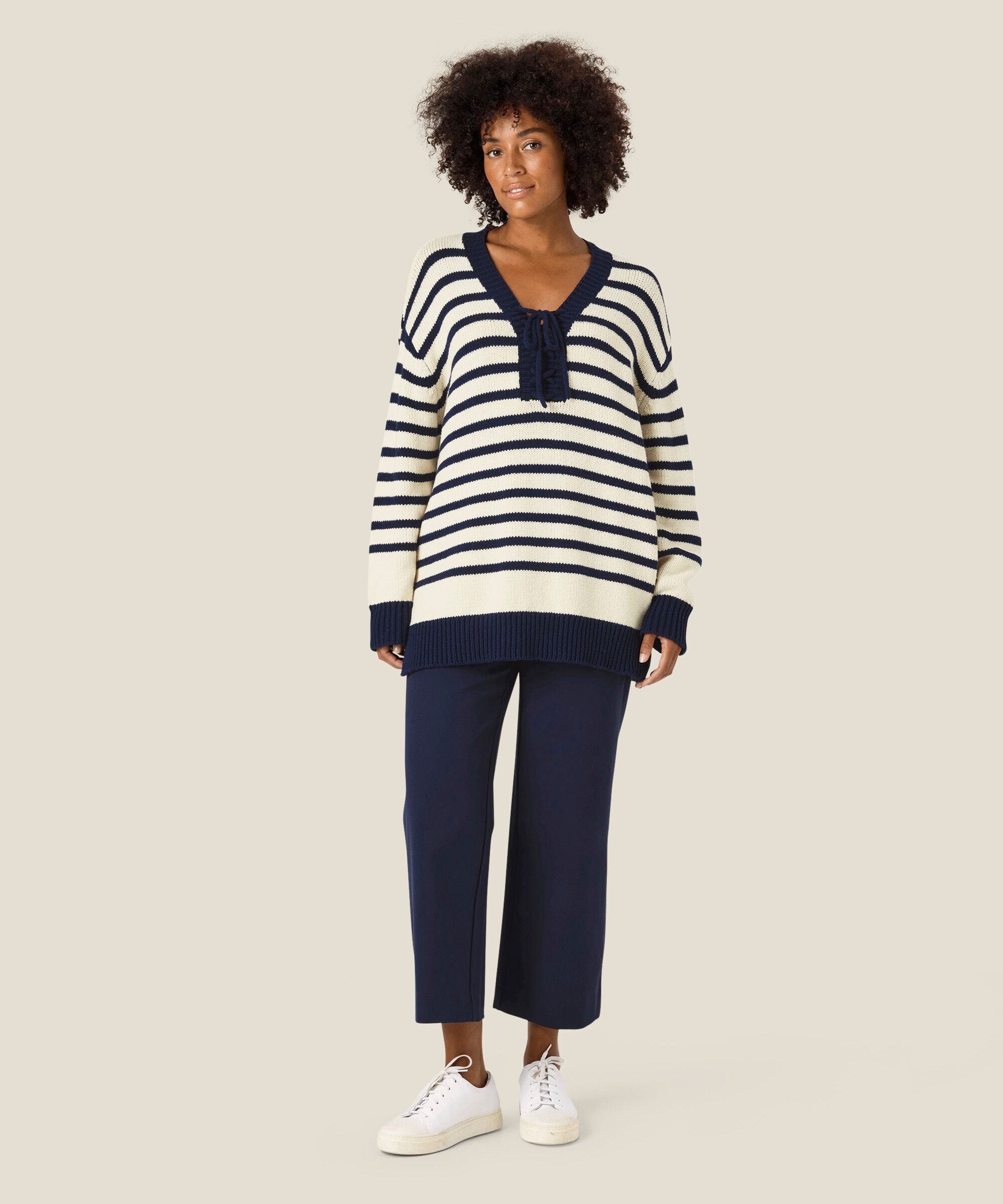 Frederikka Top, Whc/Navy blz