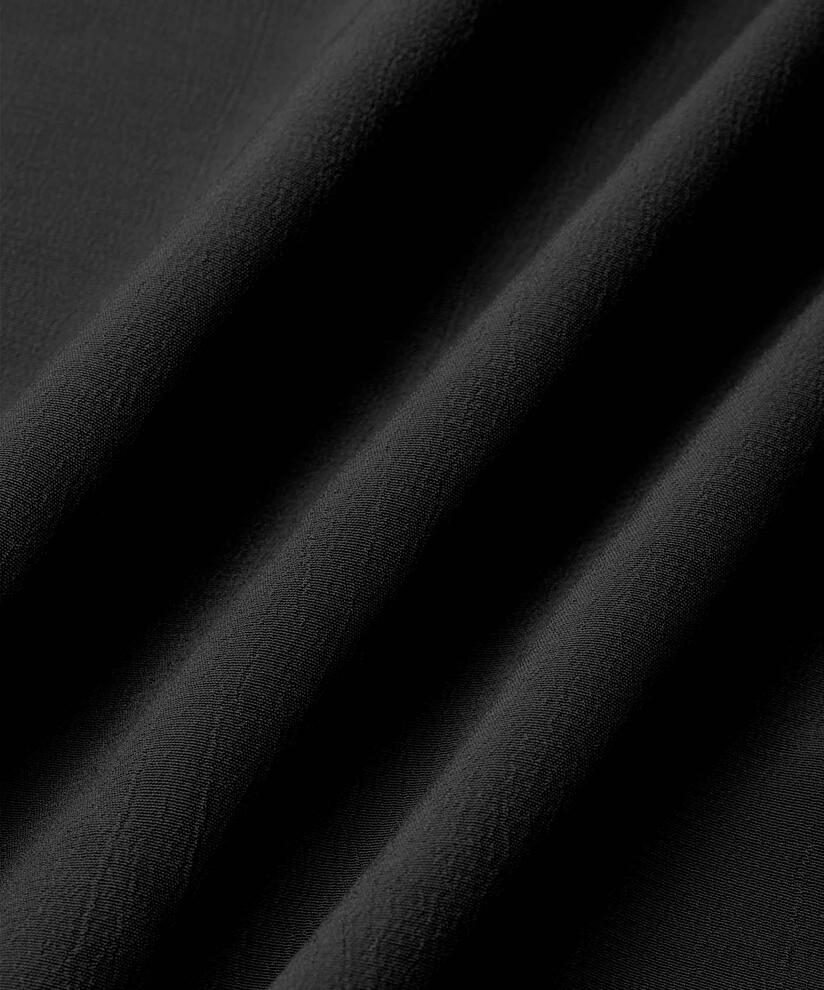 Nanda Kjole, Black