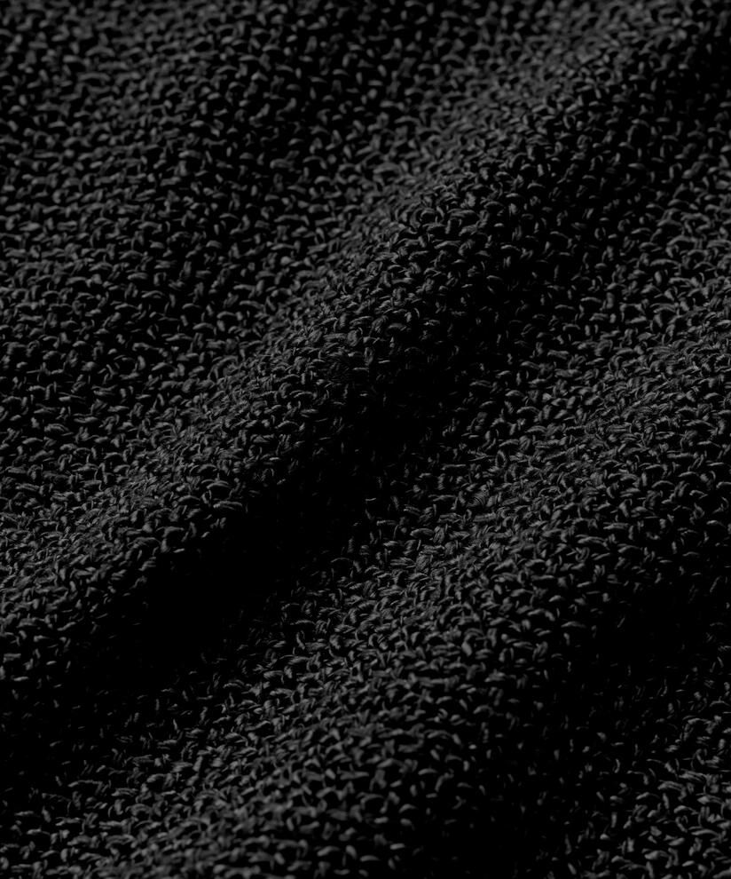 Nonah Kjole, Black