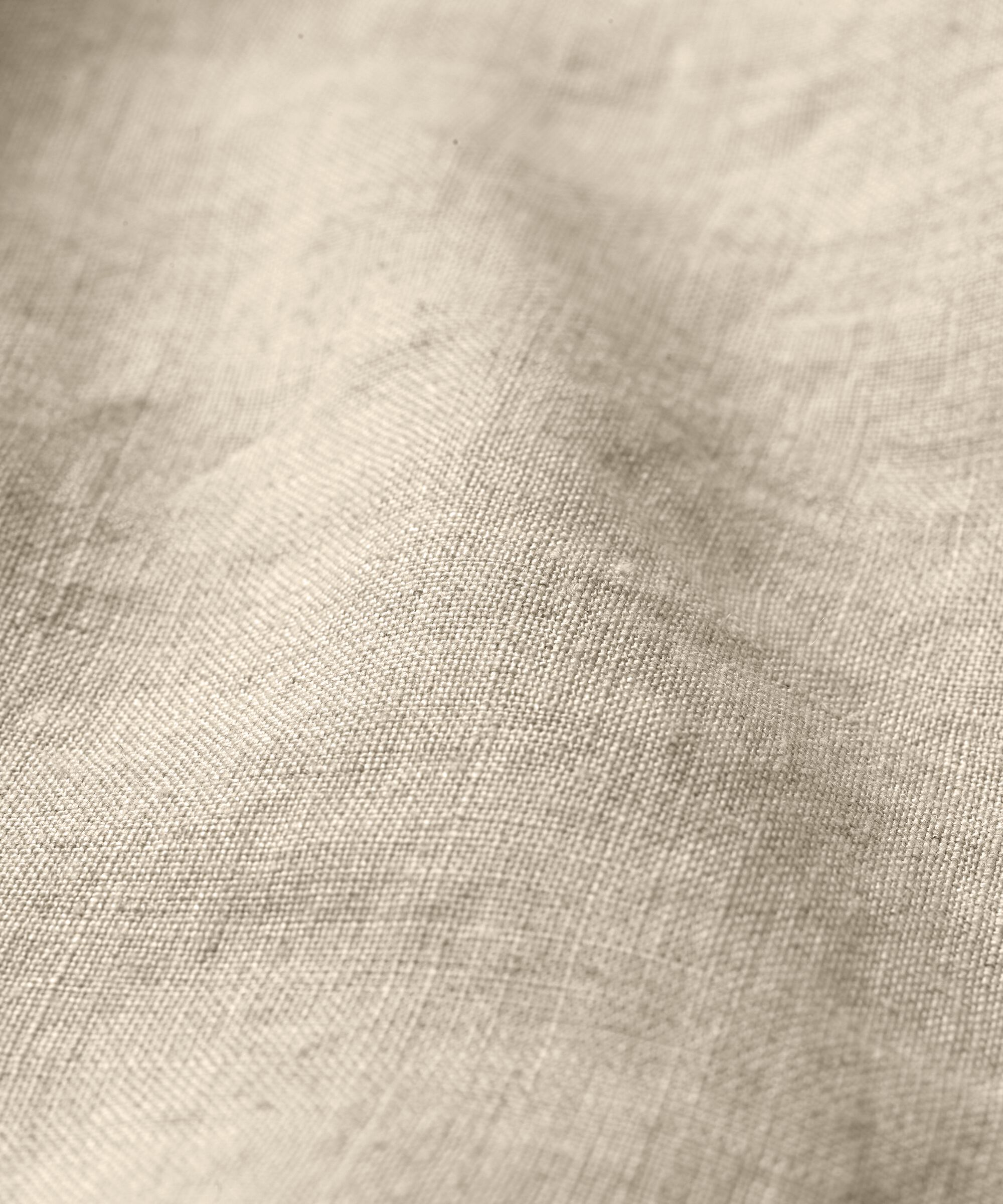 Nokolo Kjole, Natural