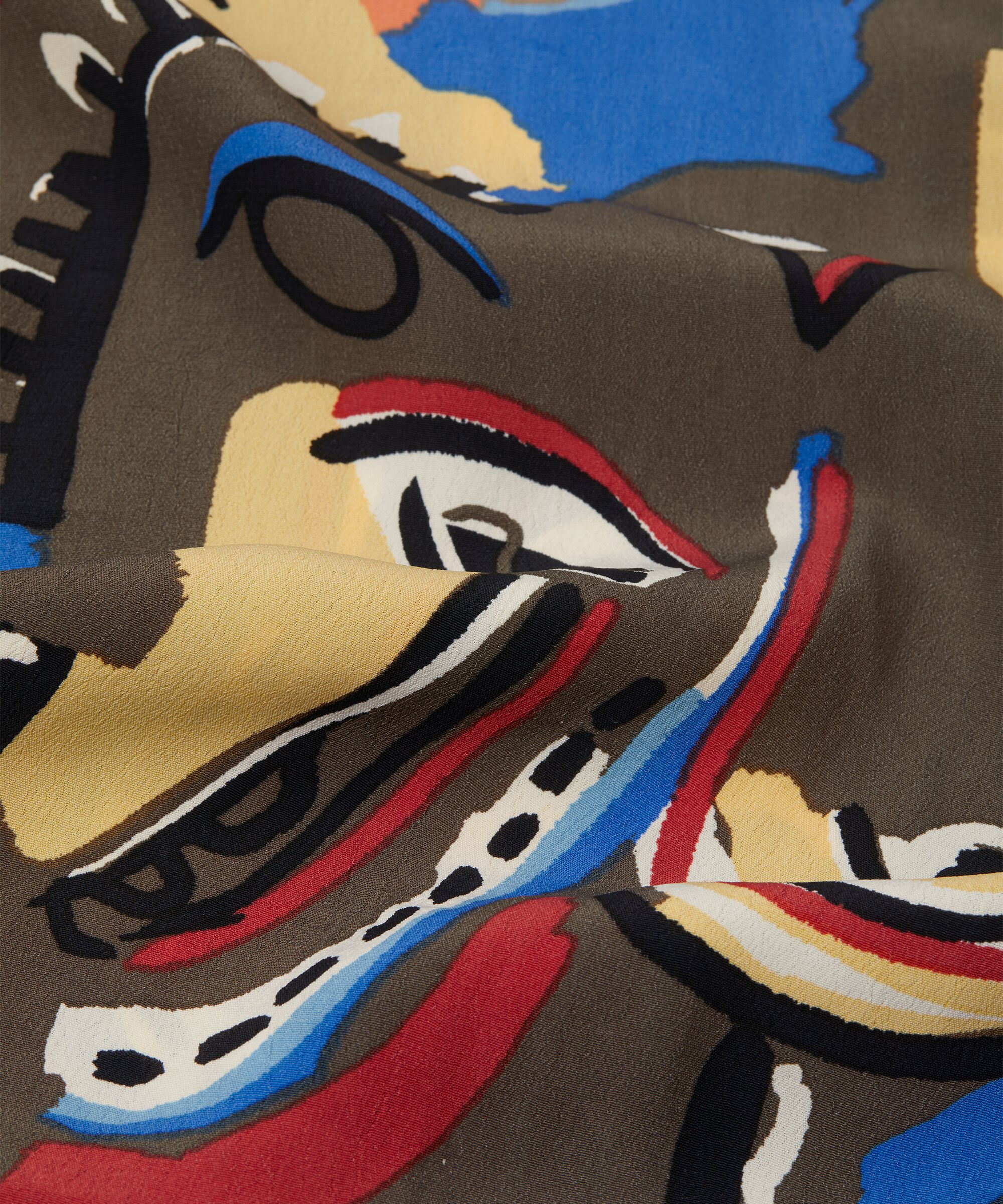 Becca Top, Crocodile