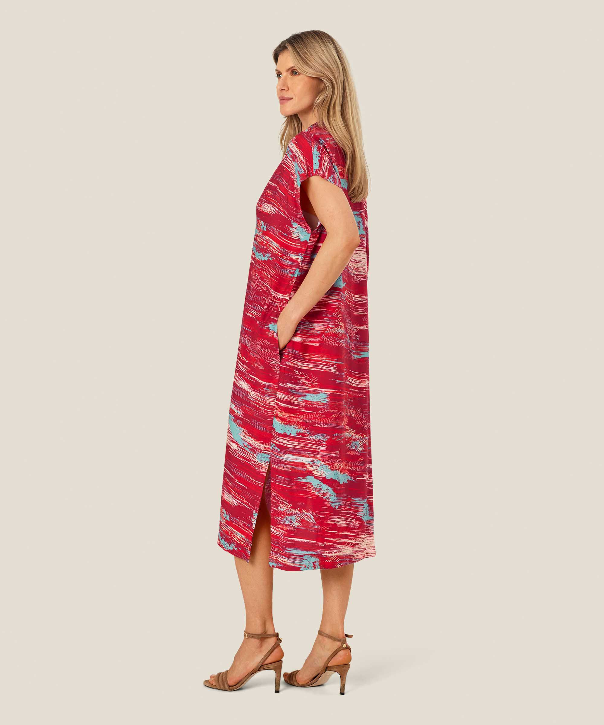 Olivian Kjole, Persian Red