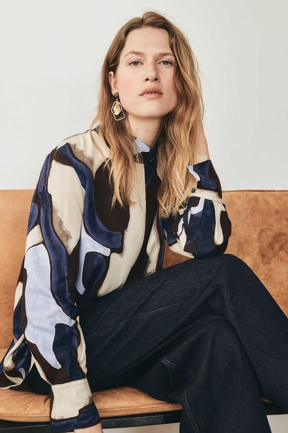 Bahar Top - Navy Blazer, Passang Denim Bukser - Dark Denim, Roxana &oslash;reringe - Chocolate Plum