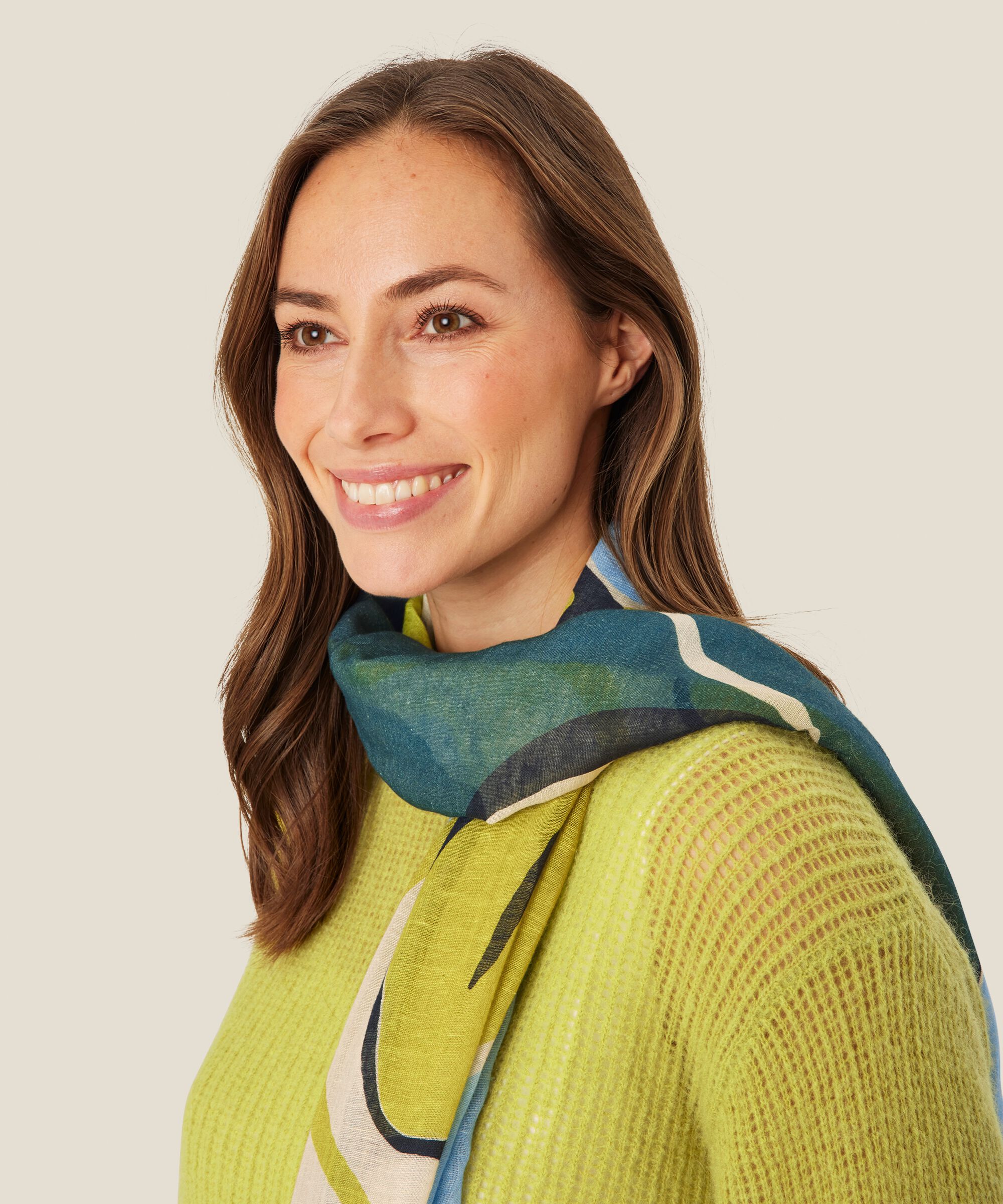 Aulona Tørklæde, Oasis