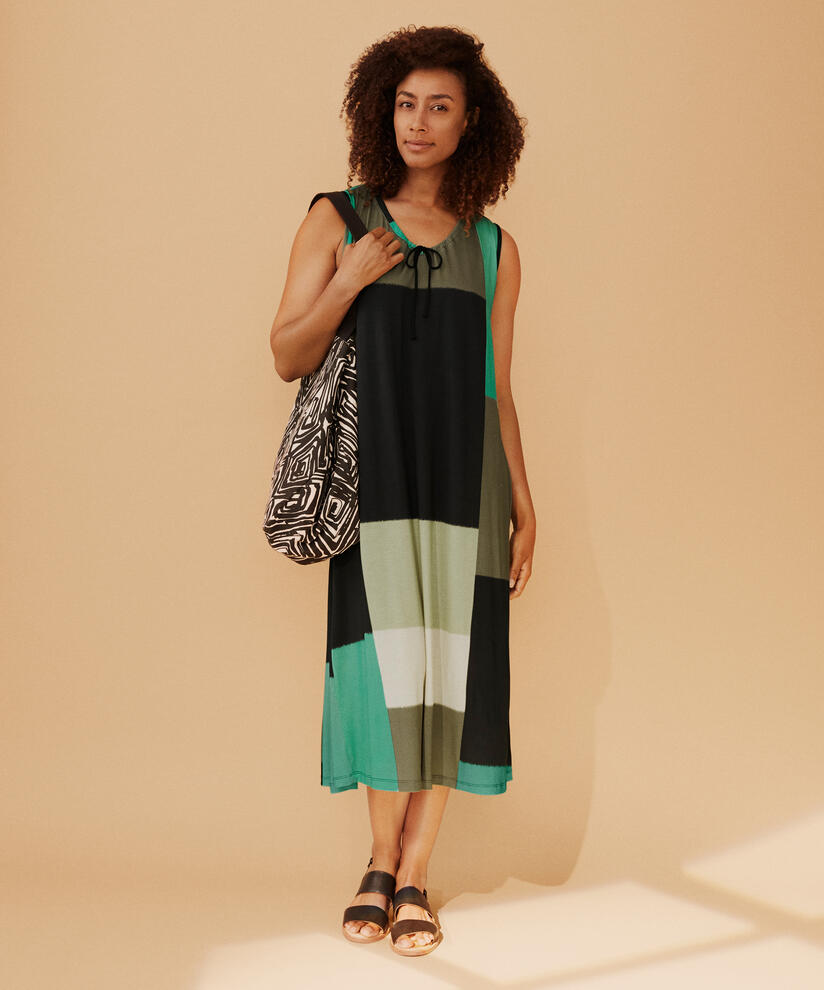 Rese Taske, Black