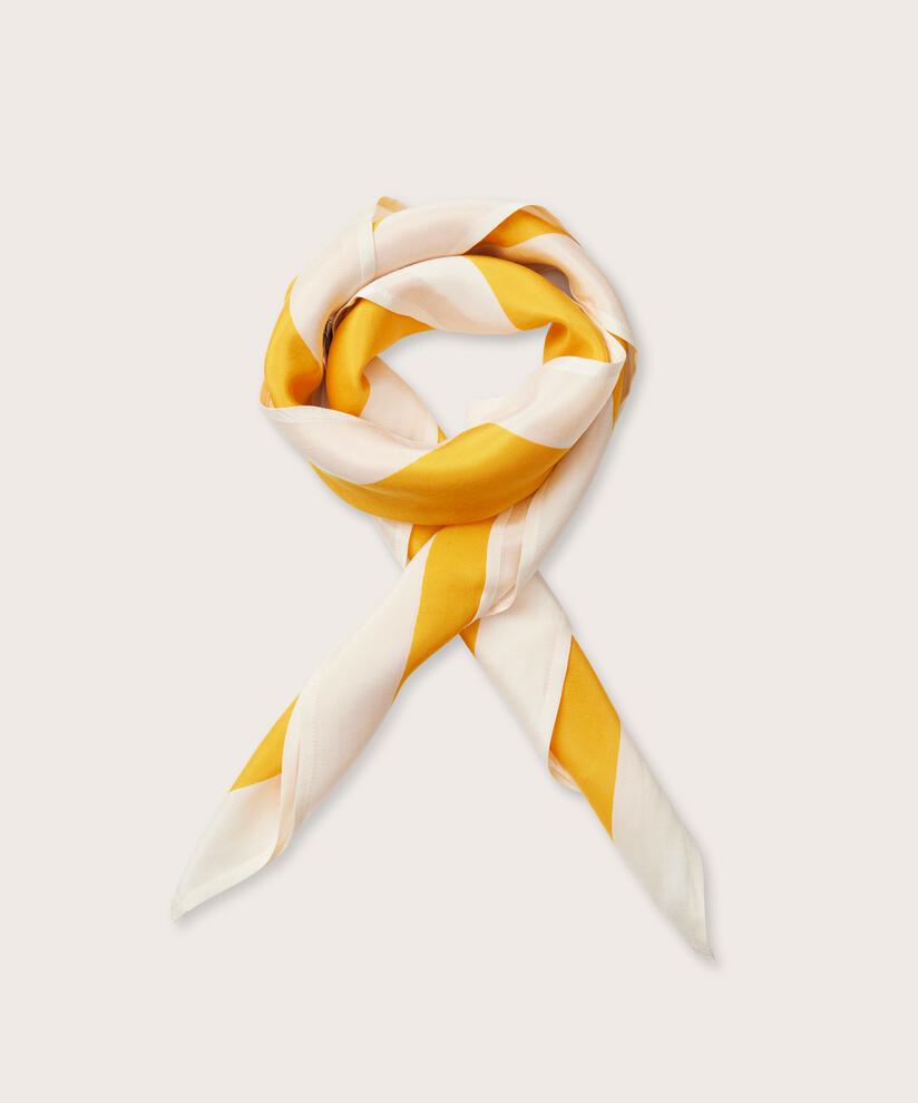 Aurona tørklæde, Saffron