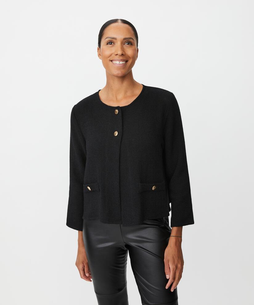 Julithra Jakke, Black
