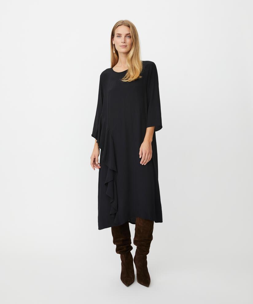 Nivelli Kjole, Black