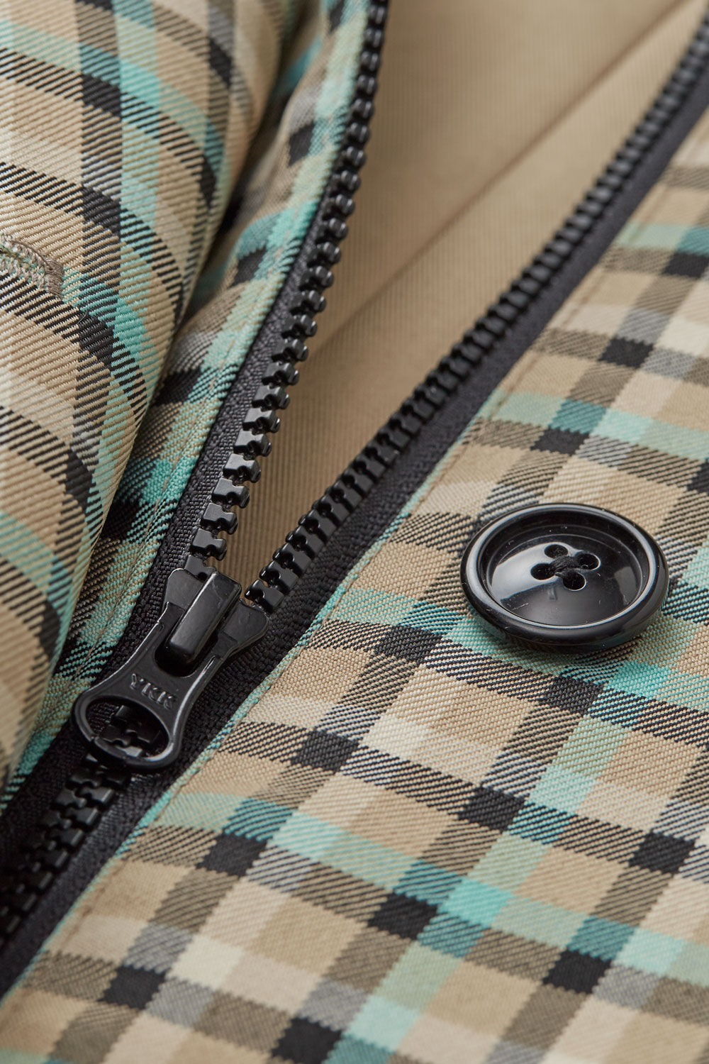 TERA FRAKKE, Travertine