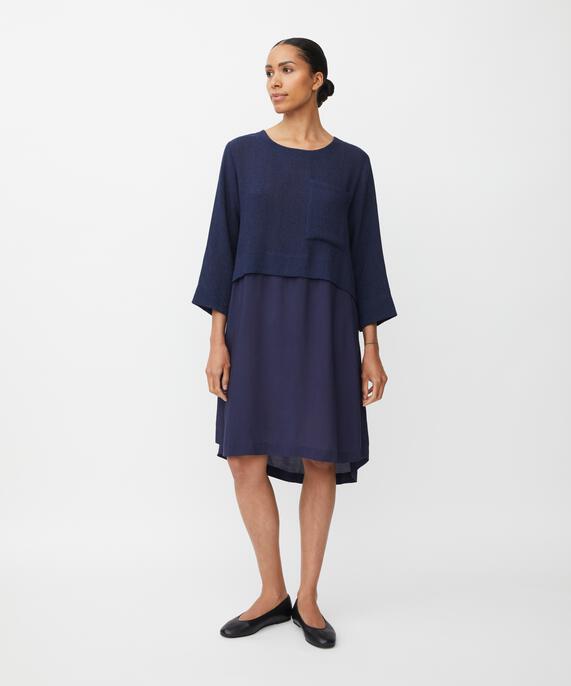 Nonah Kjole, Navy Blazer