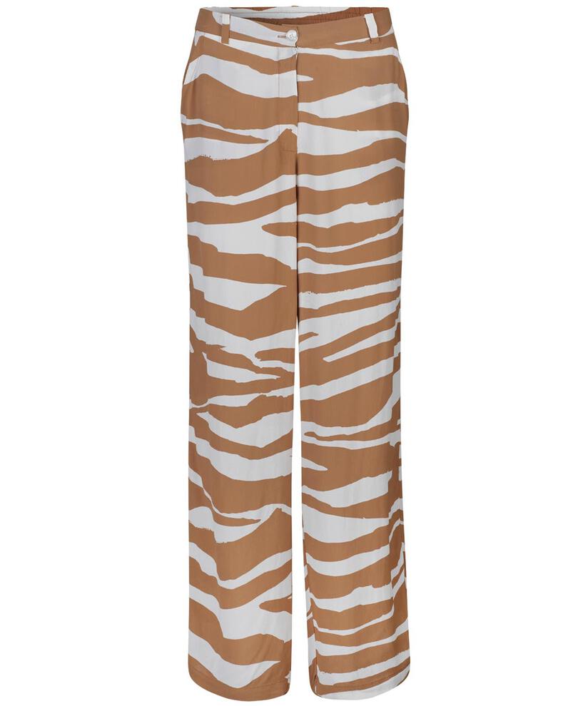 Perinus BUKSER, Chipmunk