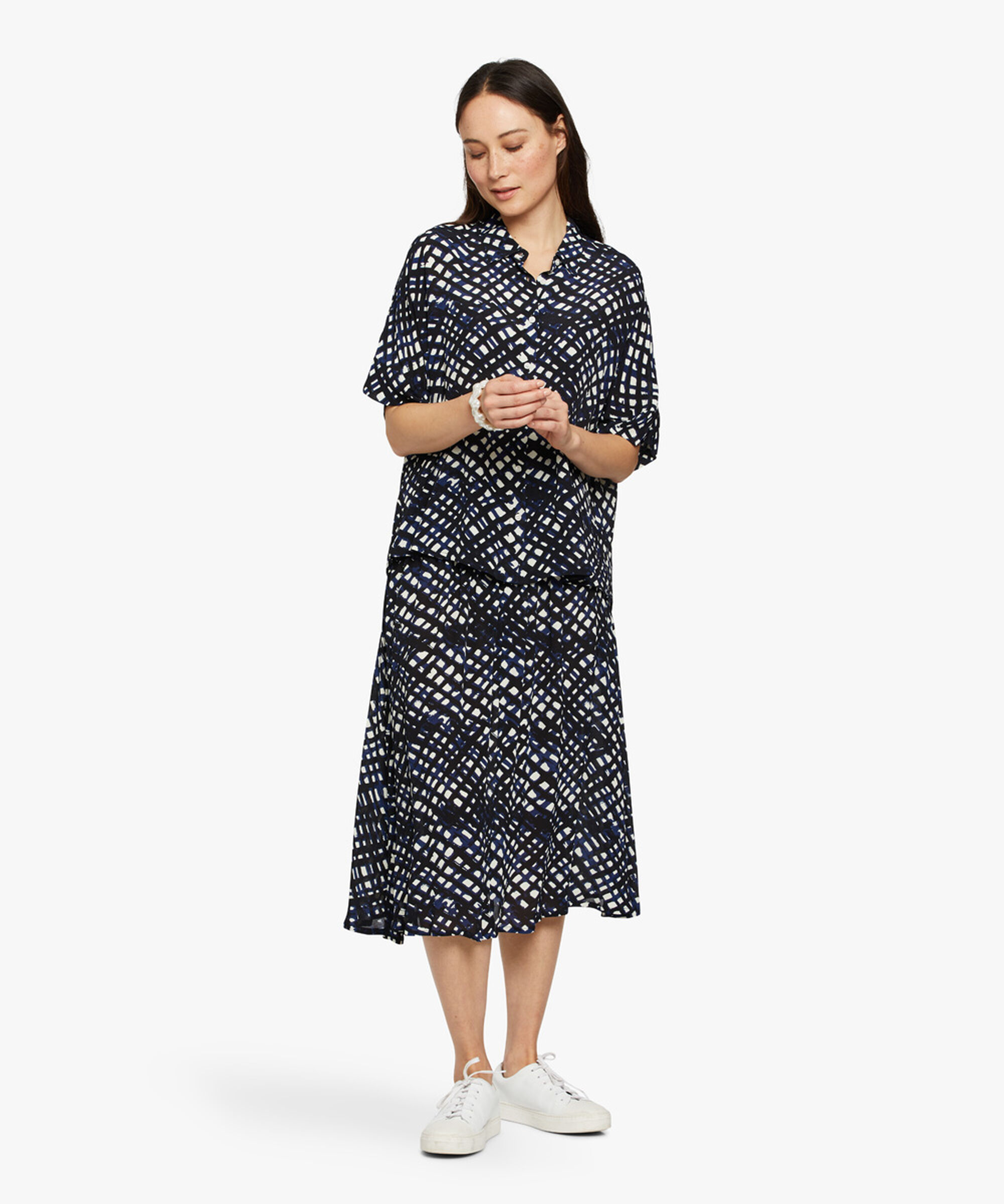 SONDRA NEDERDEL, Medieval blue