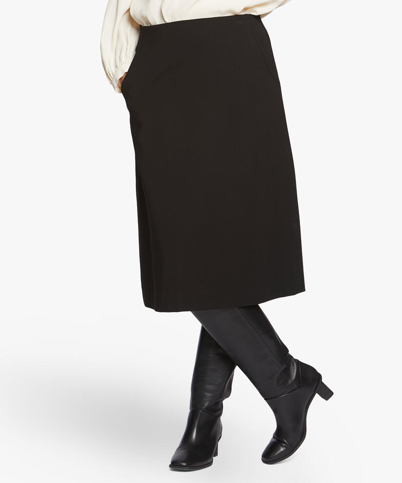 SARITA NEDERDEL, Black