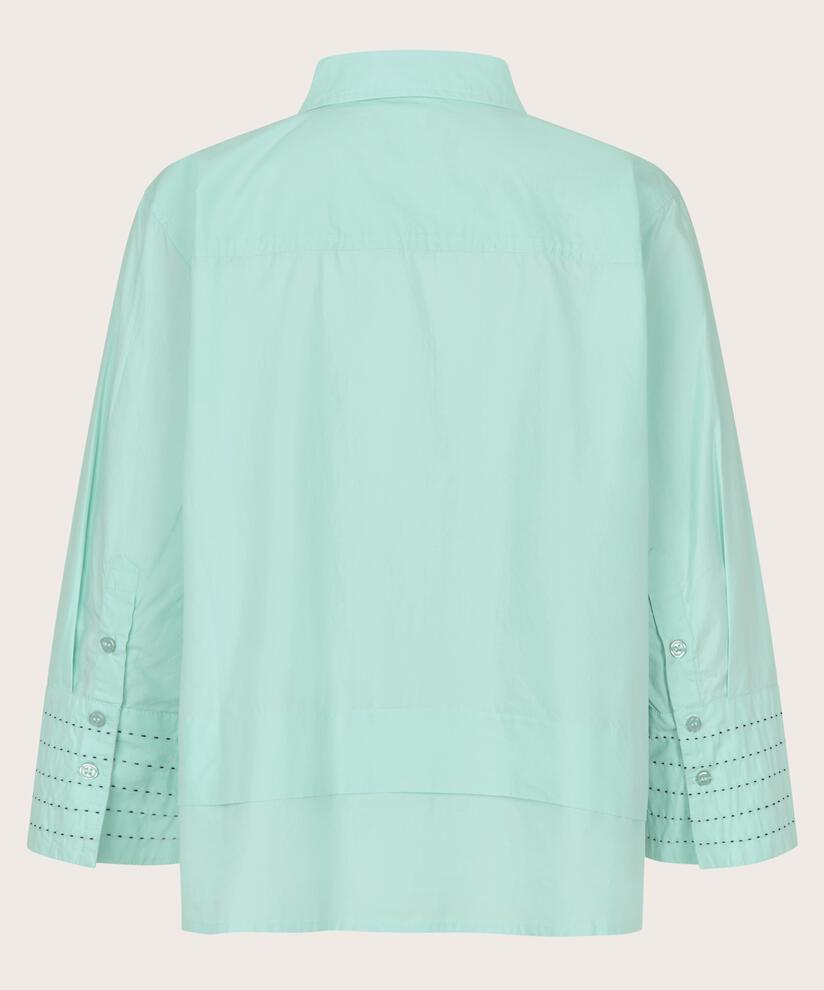 Ianela Skjorte, P. Turquoise