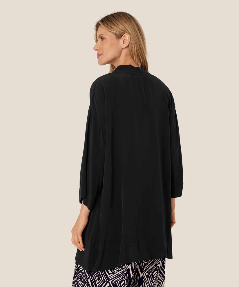 Josslyn Jakke, Black