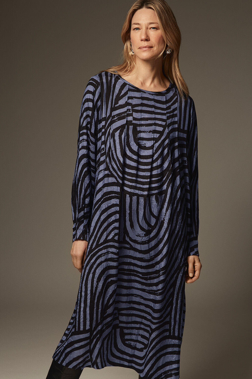 Navola Kjole - Bijou Blue, Rayani &Oslash;reringe - Silver