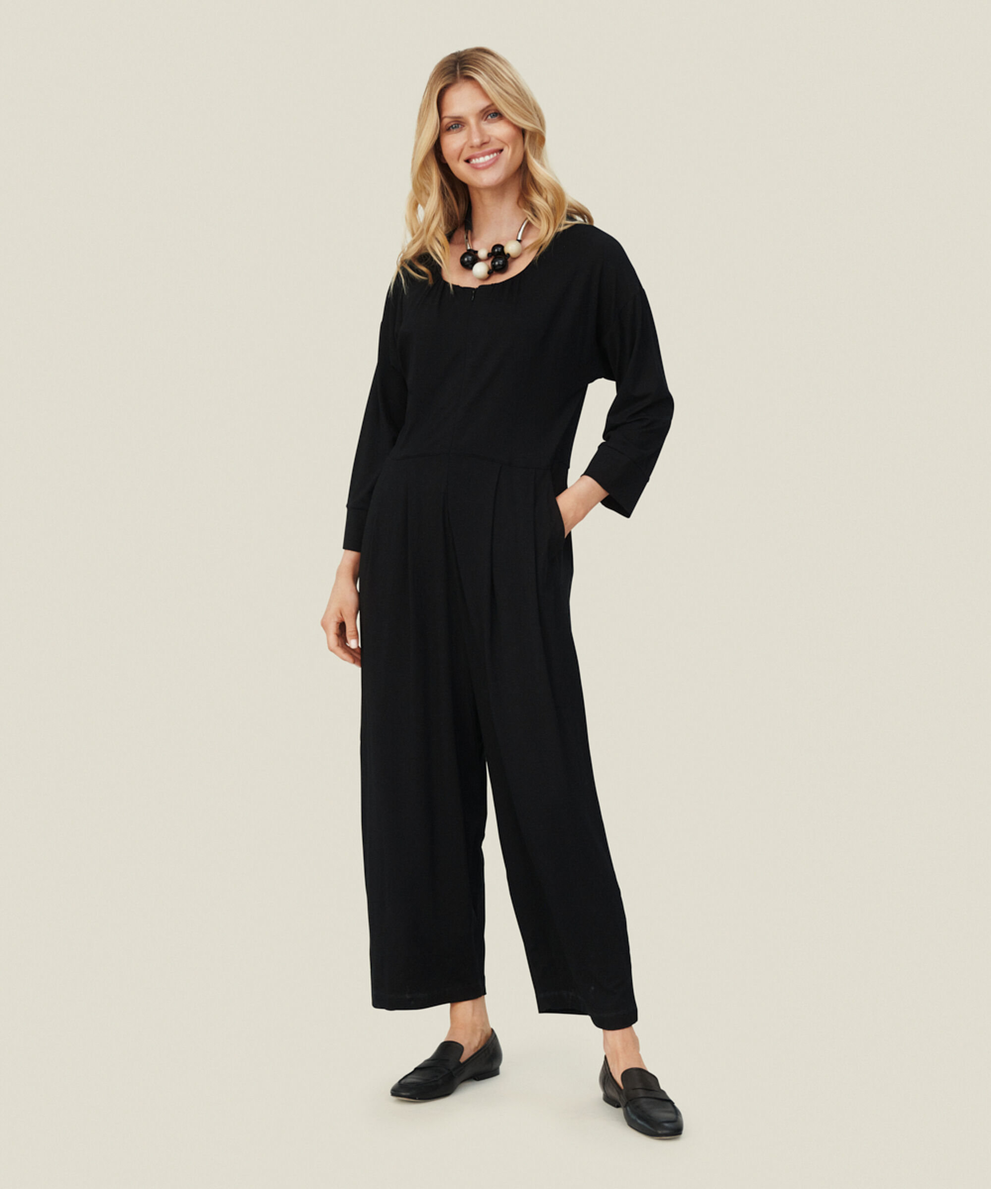 RETANY HALSKÆDE, Black