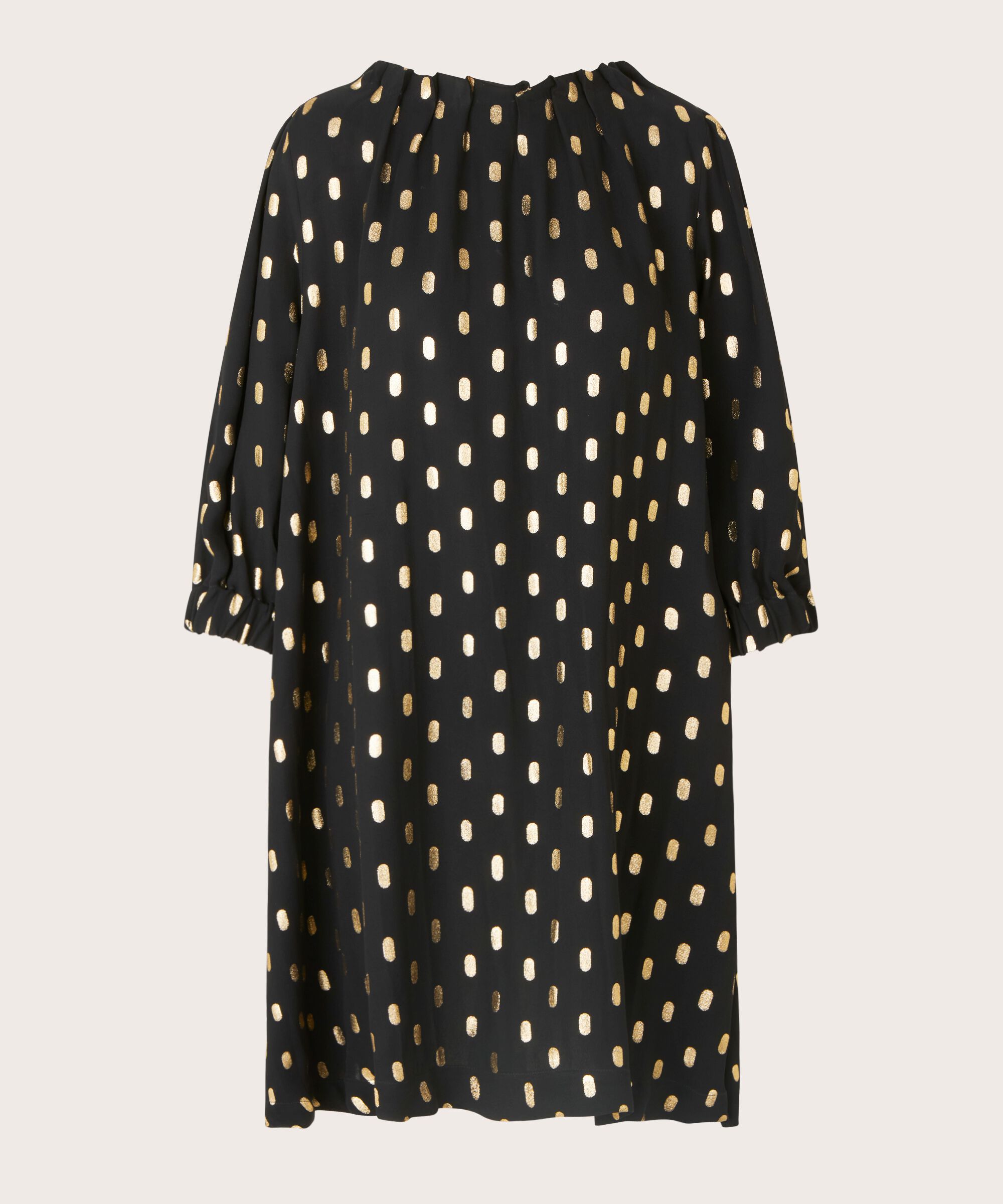 Najane kjole, Black