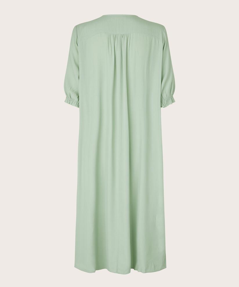 Nechana Kjole, Frosty Green