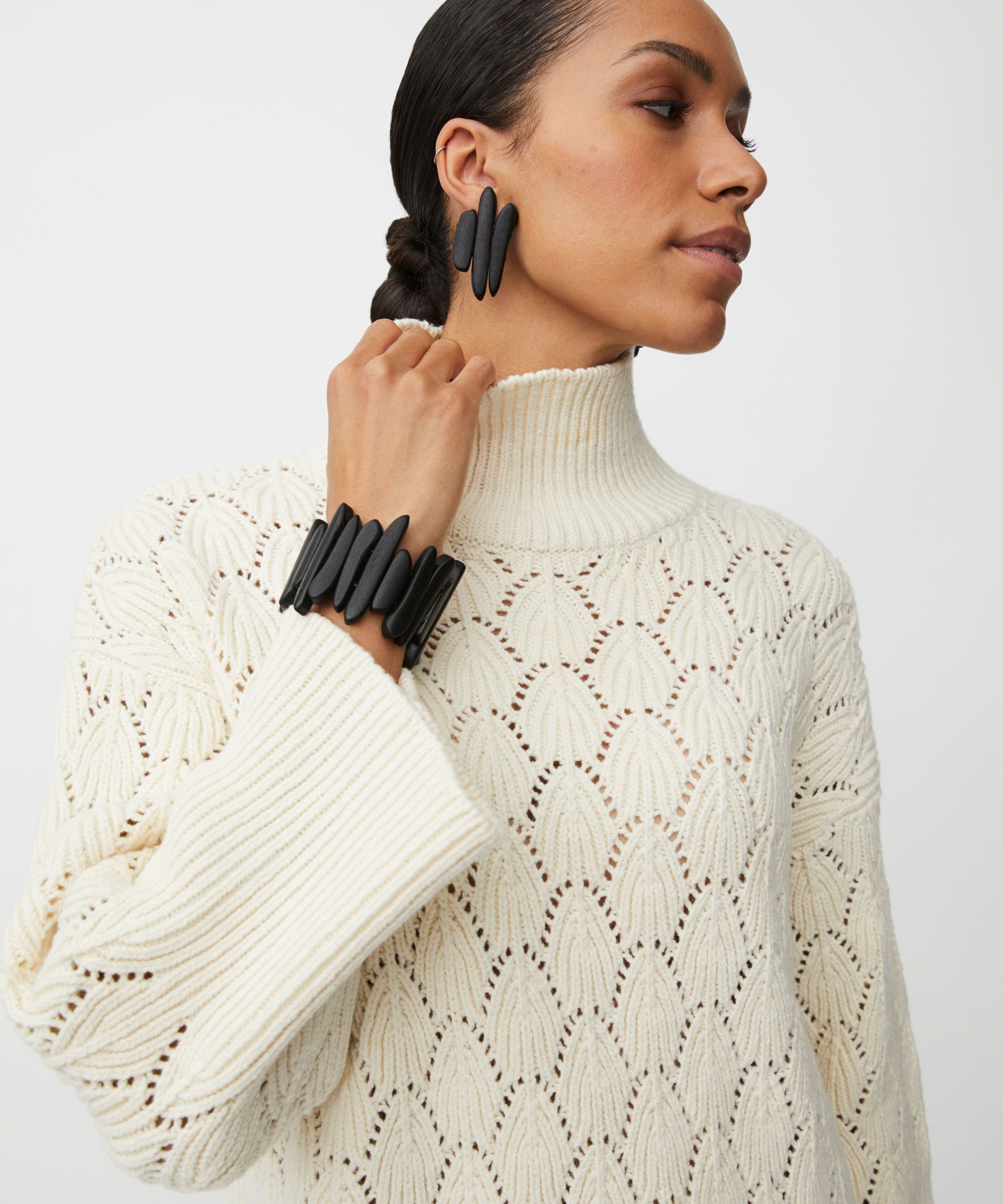 Ryvia Øreringe, Black