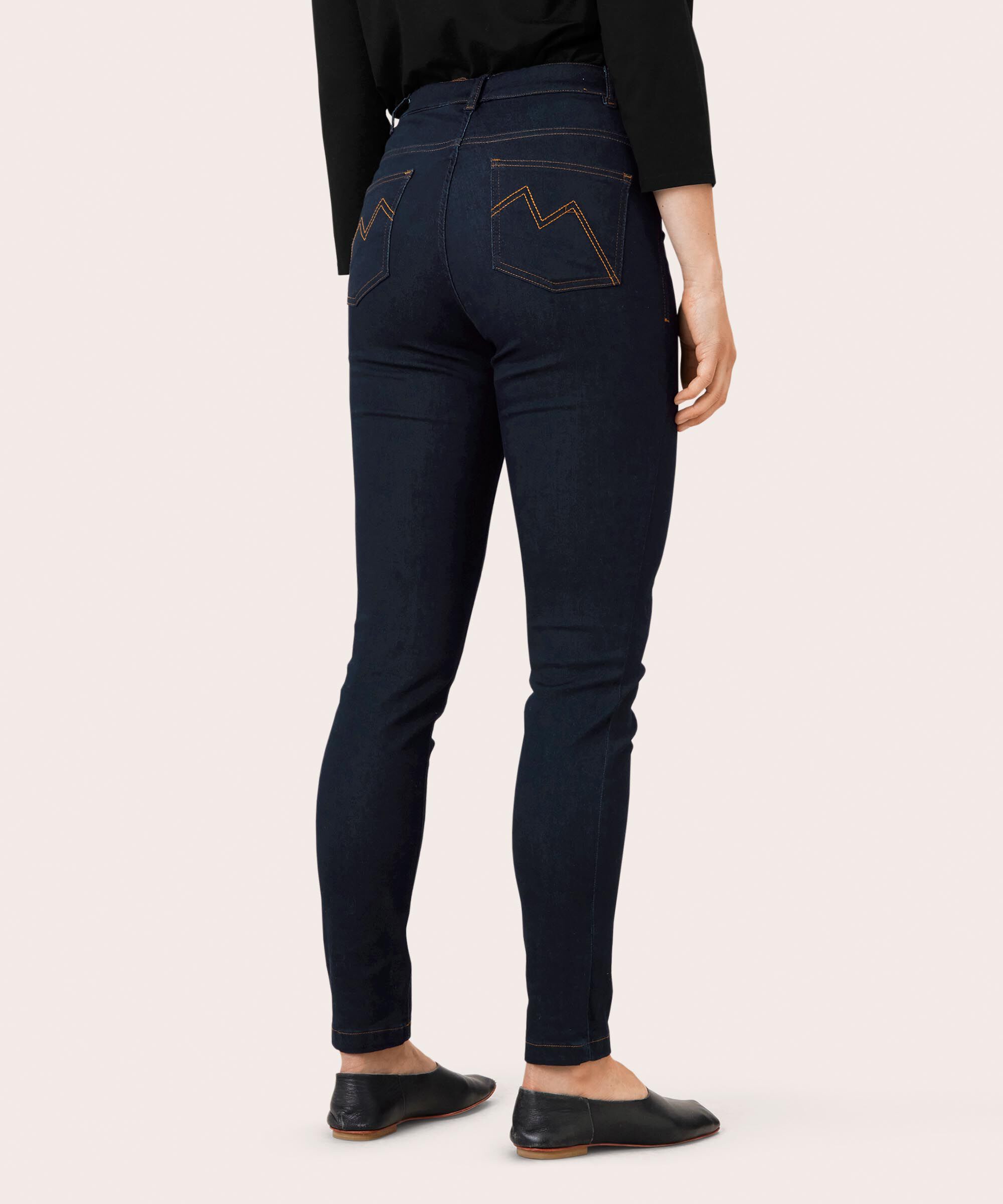 Papia Bukser, Dark Denim