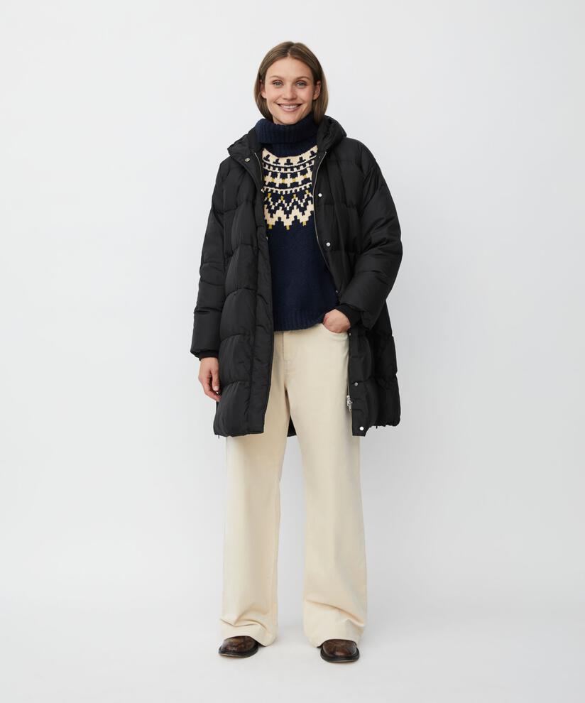 Thilde Dunfrakke, Black