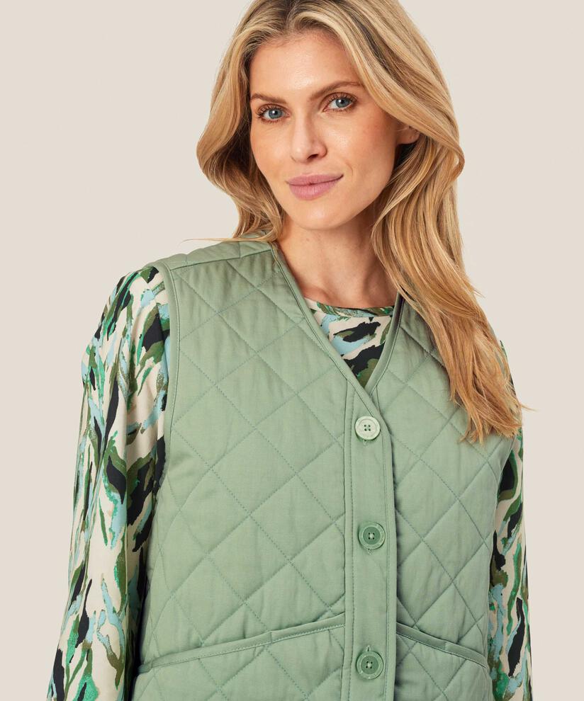 Jaylee Vest, Frosty Green