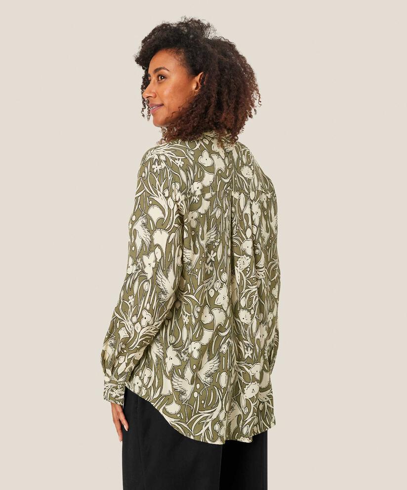 Imma Skjorte, D. Lichen Green