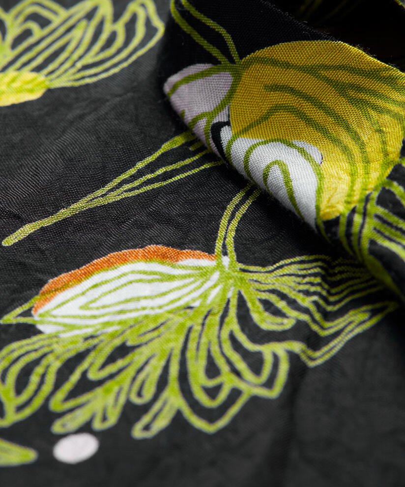 NONIE KJOLE, Green Sheen