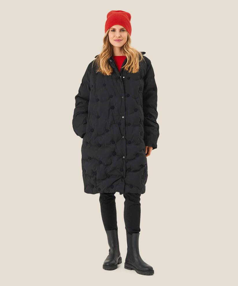 Tahila Dunfrakke, Black