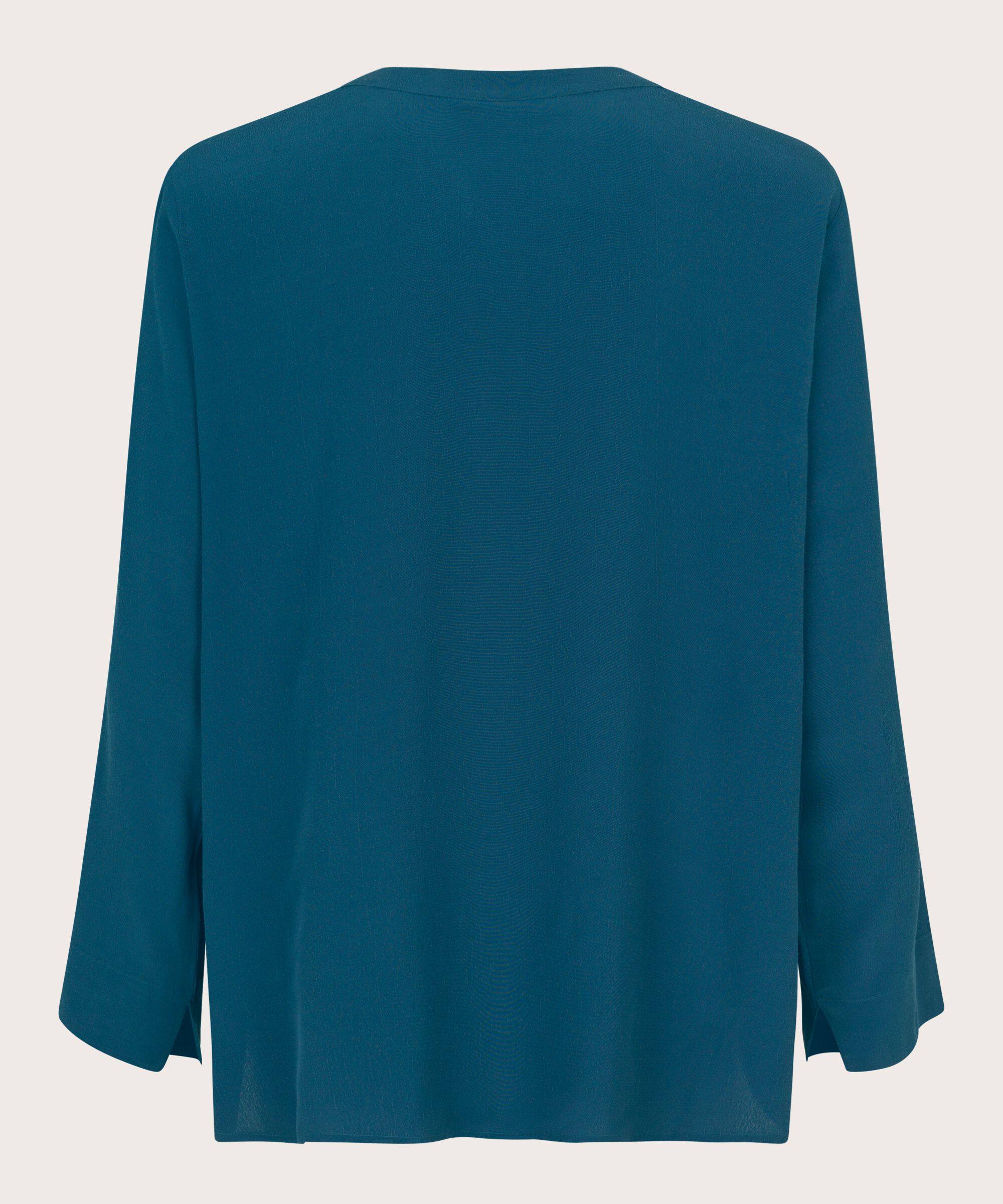 Darcel Top, Reflect Pond