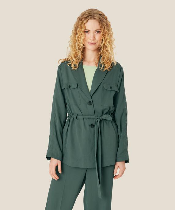 Julietna Jakke, Balsam Green