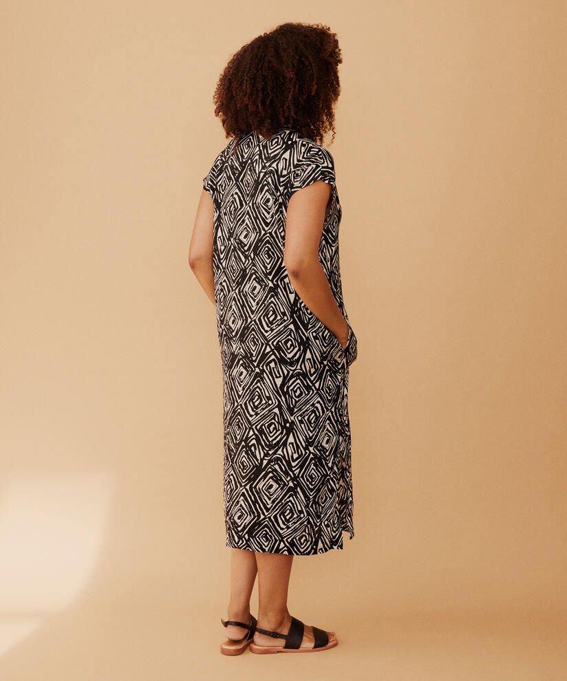 Olivian Kjole, Black