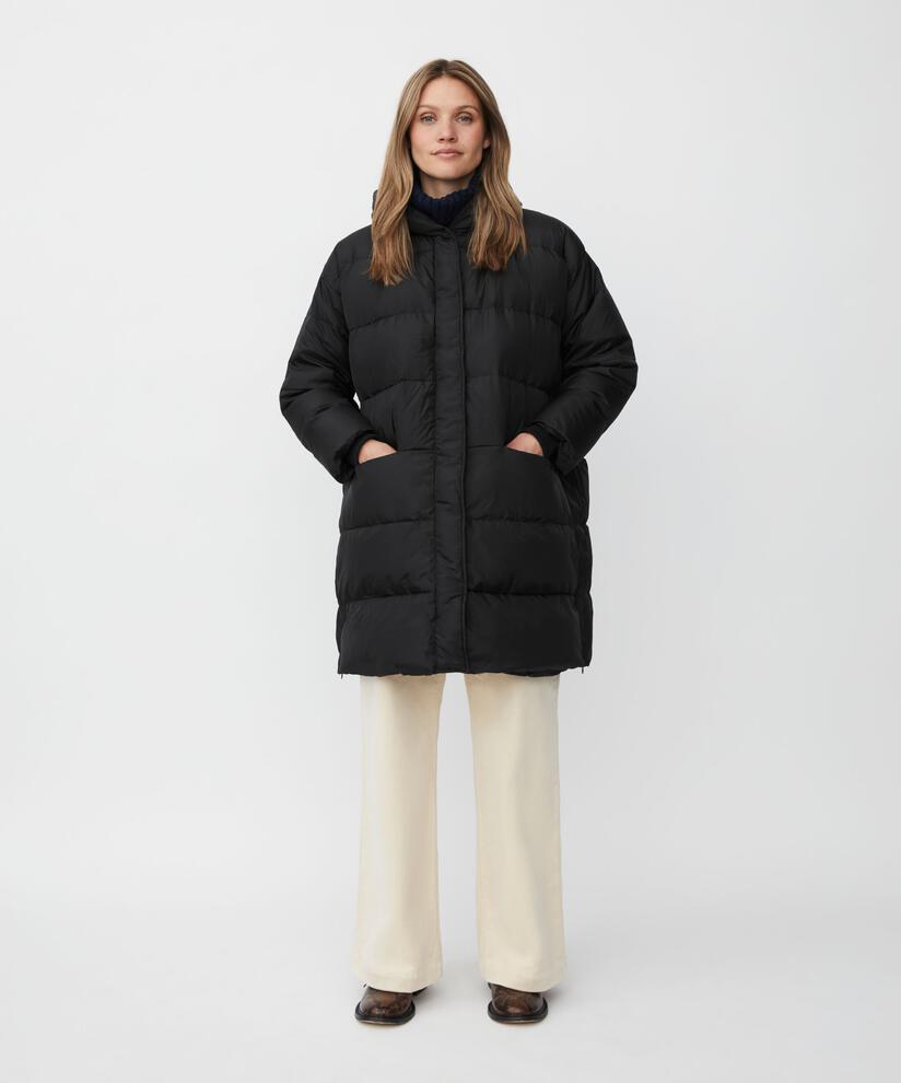Thilde Dunfrakke, Black